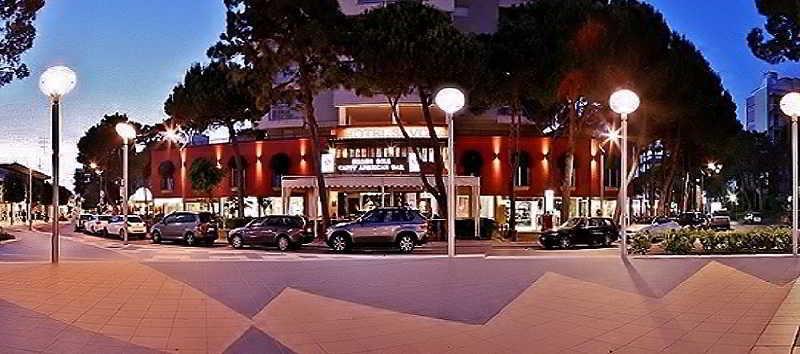Hotel Savoia Lignano Sabbiadoro Exterior foto