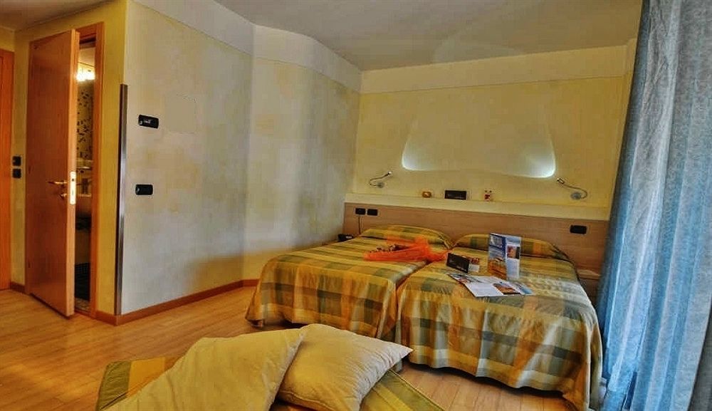 Hotel Savoia Lignano Sabbiadoro Exterior foto